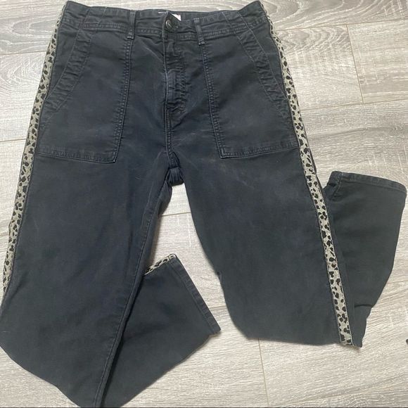 SUNDRY Leopard Trim High Rise cropped Jeans - Picture 2 of 8